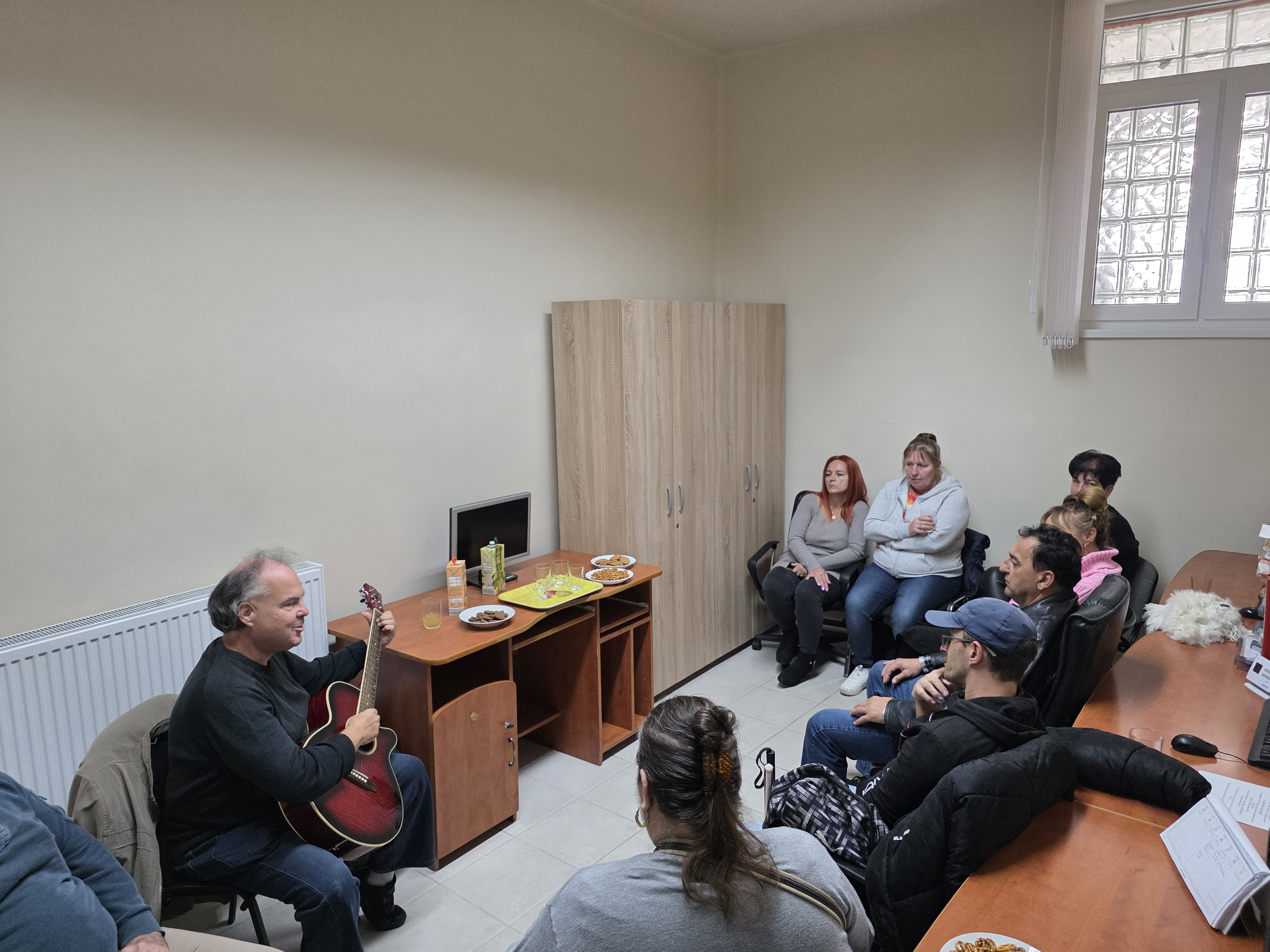 Zenés klubdélután